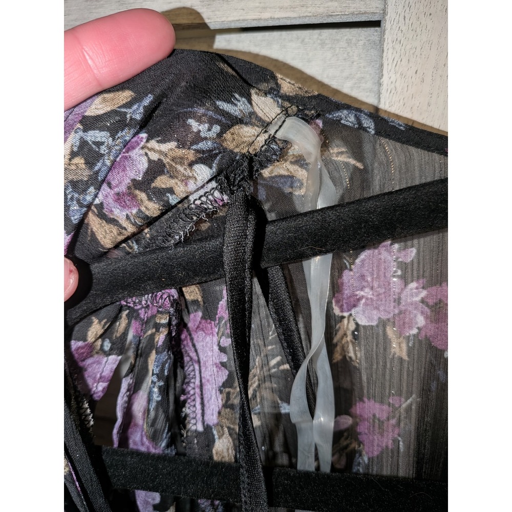BCX Women Black Purple Floral Metallic Surplice Smocked Blouse Top NWT Medium - Picture 4 of 7